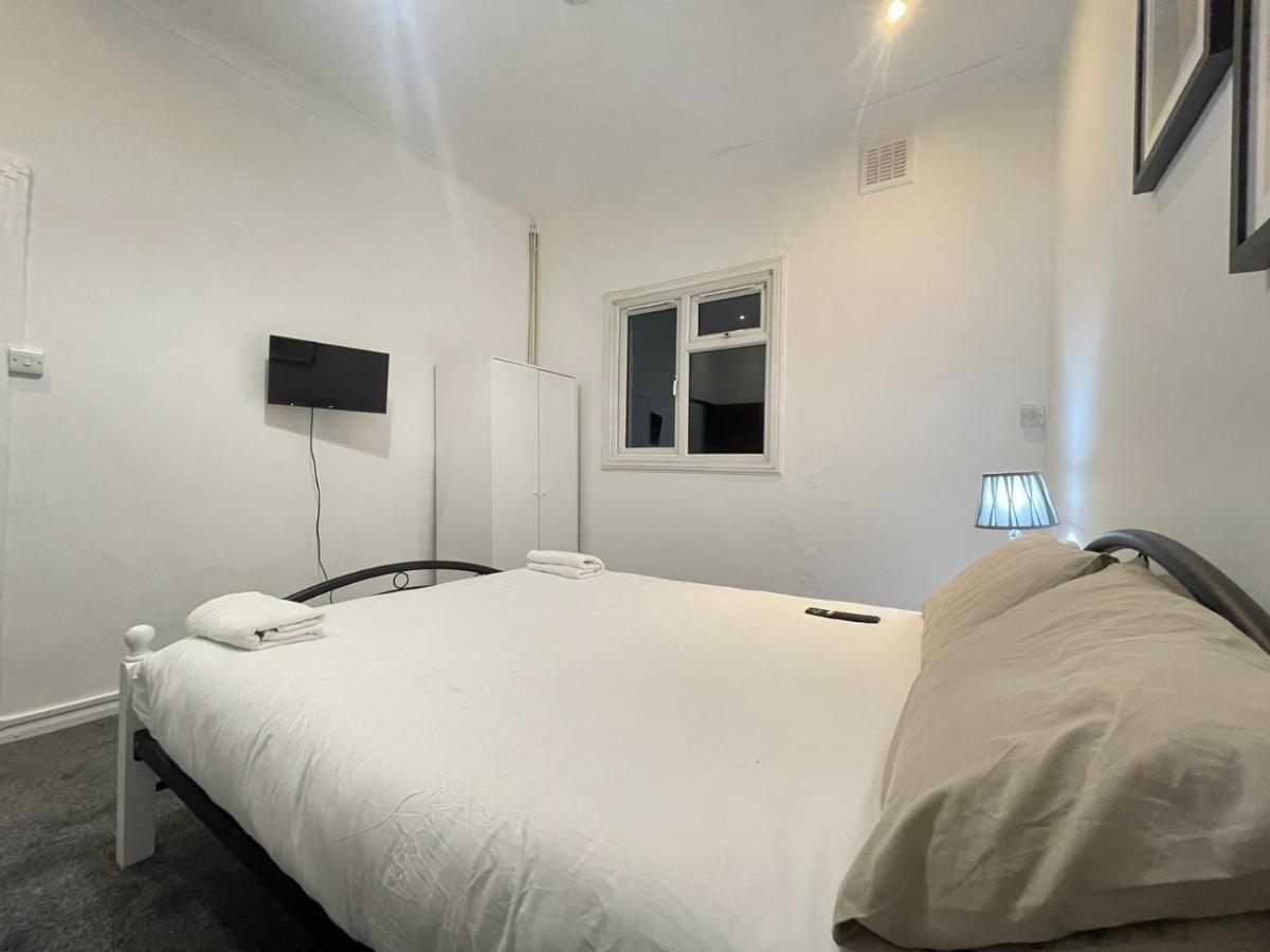 Private Double Room In Stratford Londra Esterno foto